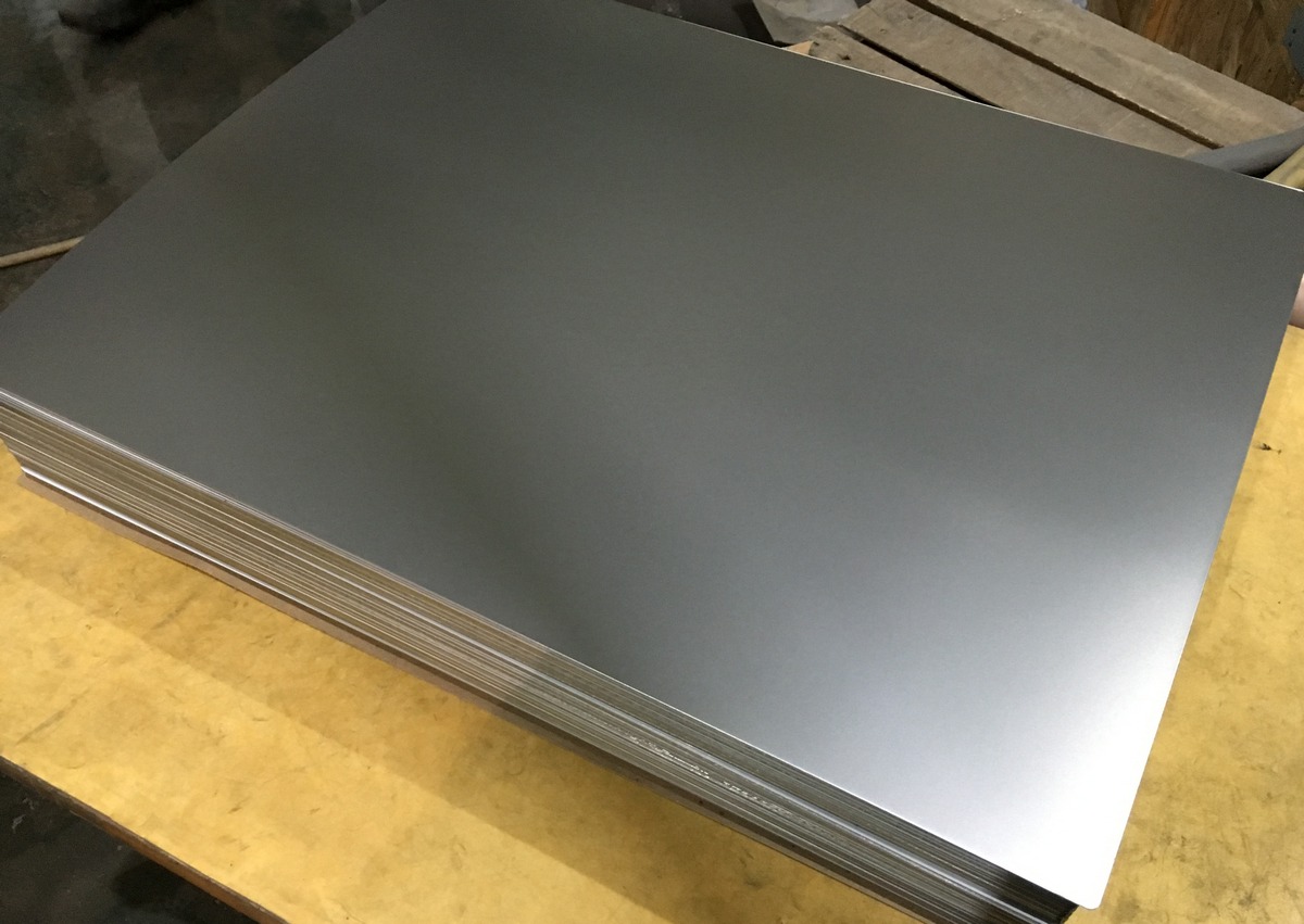 Алюминиевый лист 9х1200х5500 ВД1А